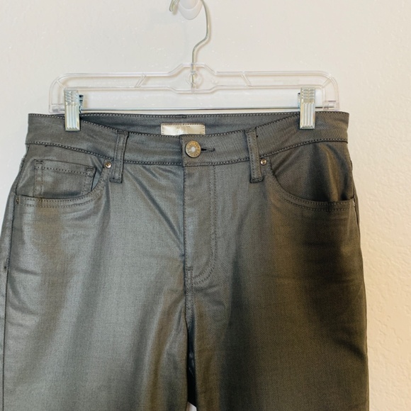 Kut from the Kloth Kelsey Fab Ab Ankle Flare Jean Womens 6 Gray Wax Coated Shiny - Picture 2 of 14